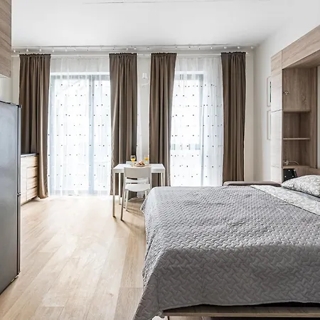 Apartment Center Studio, 24